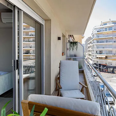 For 4people In Martinez Apartmán *